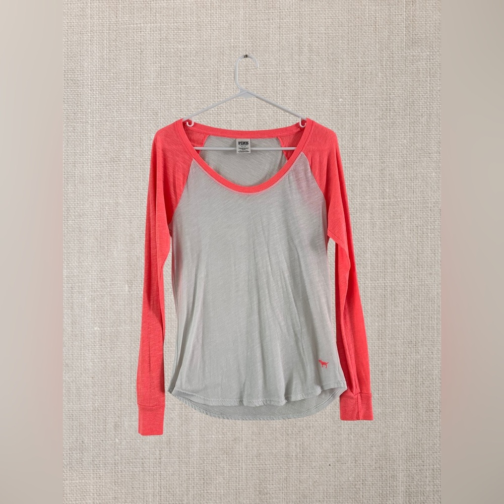 PINK Victoria's Secret Women's White and Pink Long Sleeve Top